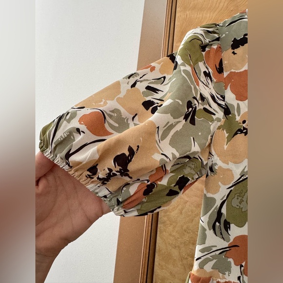 Floral dress - Picture 4 of 4